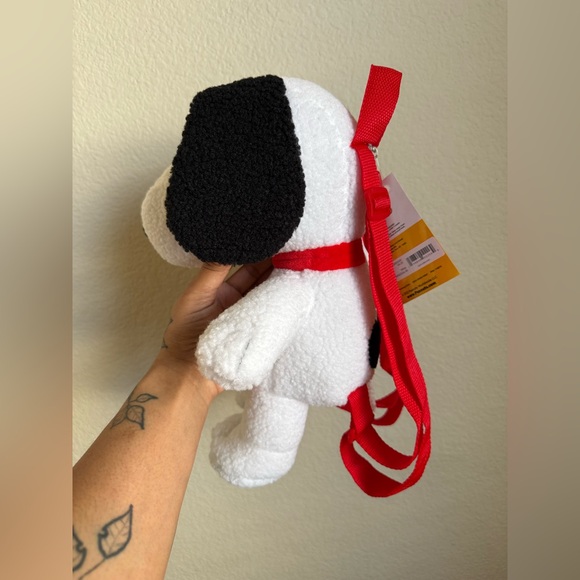 Peanuts Snoopy Plush Backpack - Picture 4 of 5